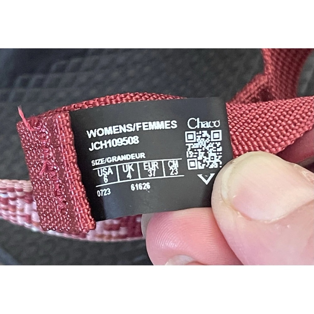 EUC $110 Chaco Women's Z/Cloud 2 Hiking Outdoor Comfort Sandals-Rhubarb Size 6 - Picture 11 of 14